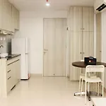 Cozy Studio At Azalea Suites Apartment By Travelio