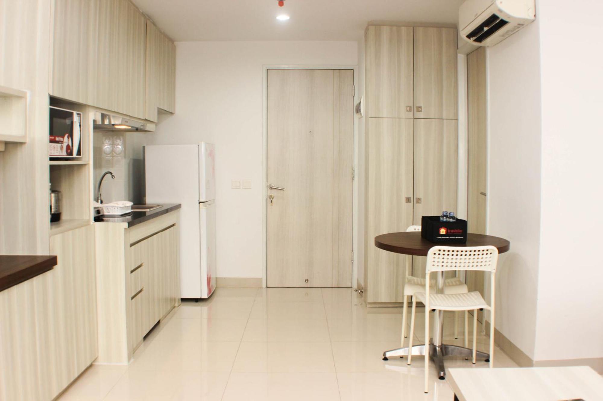 Cozy At Azalea By Travelio Apartemen